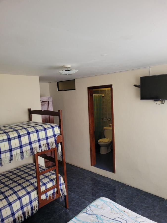 Hostal Haziel Salinas  Exterior photo