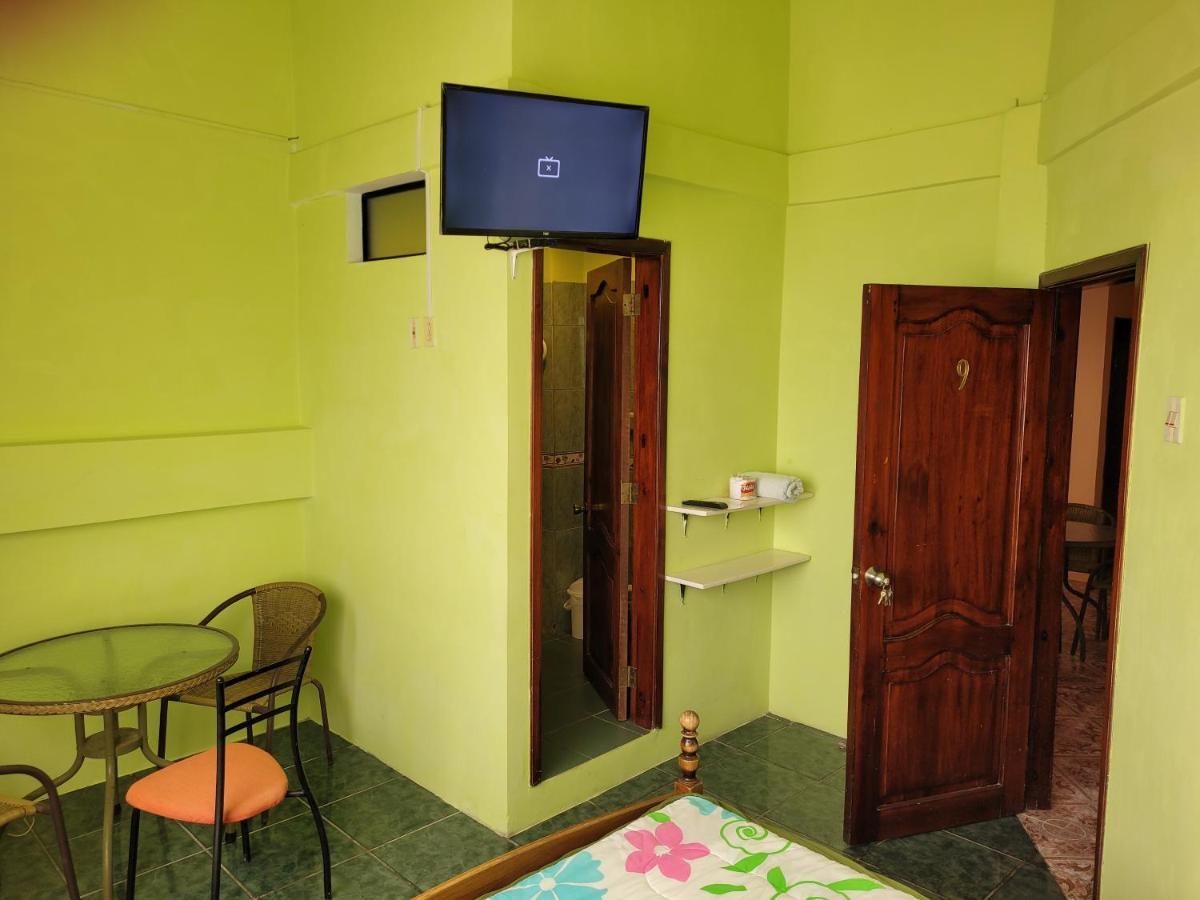 Hostal Haziel Salinas  Exterior photo