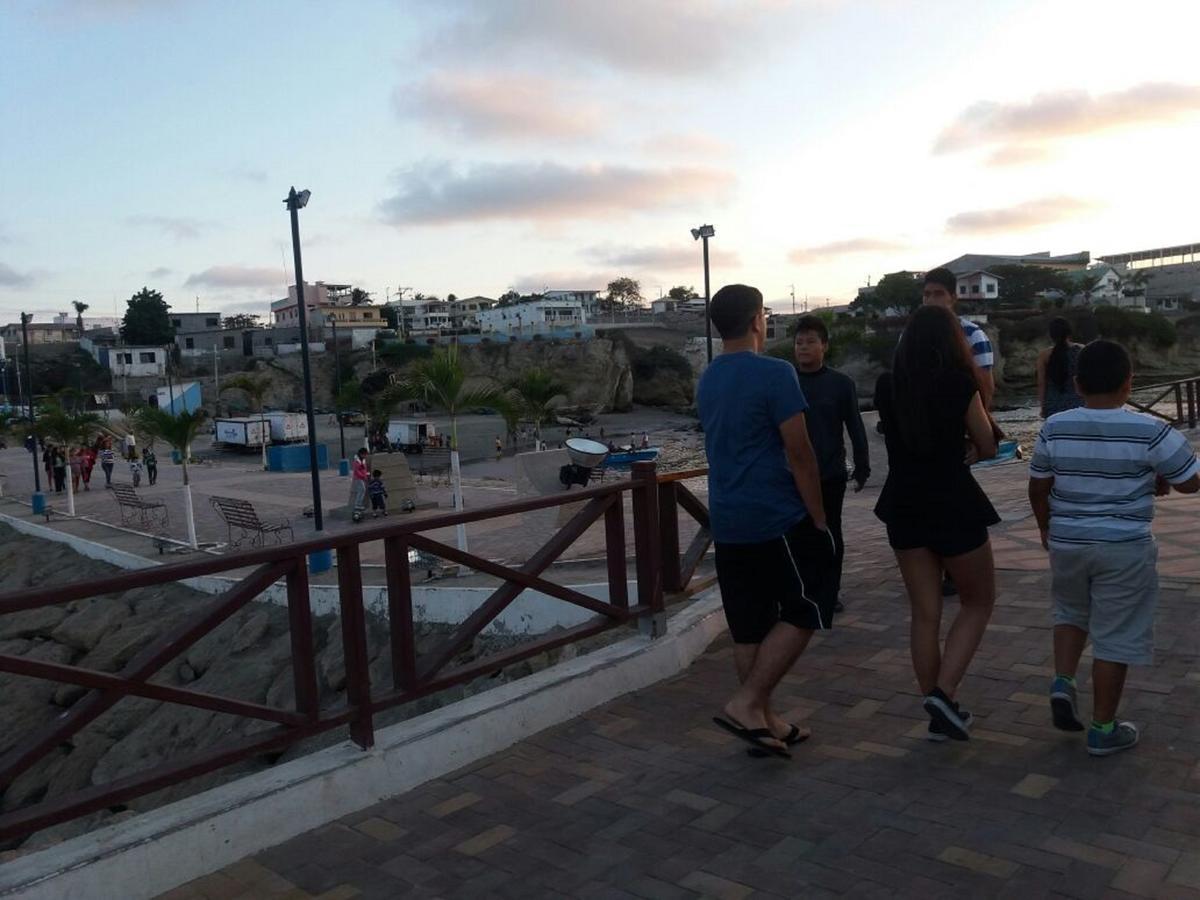 Hostal Haziel Salinas  Exterior photo